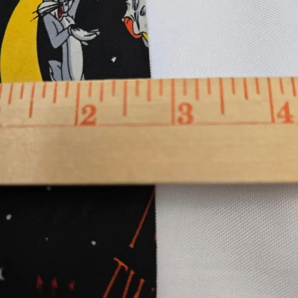 Vtg 1995 Looney Tunes Mania Halloween Tie Twick or Tweet Moon Novelty Necktie